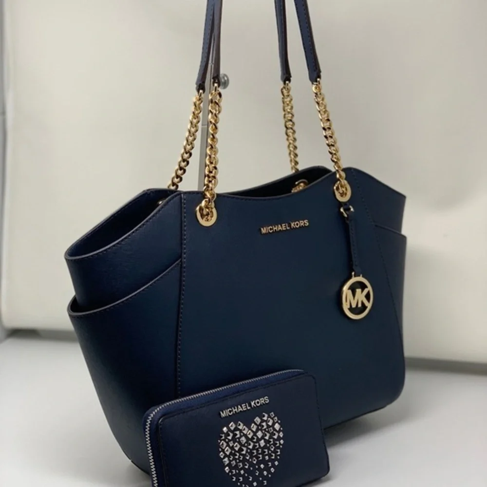 Michael kors chain shoulder bag with wallet set - Picture 2 of 7
